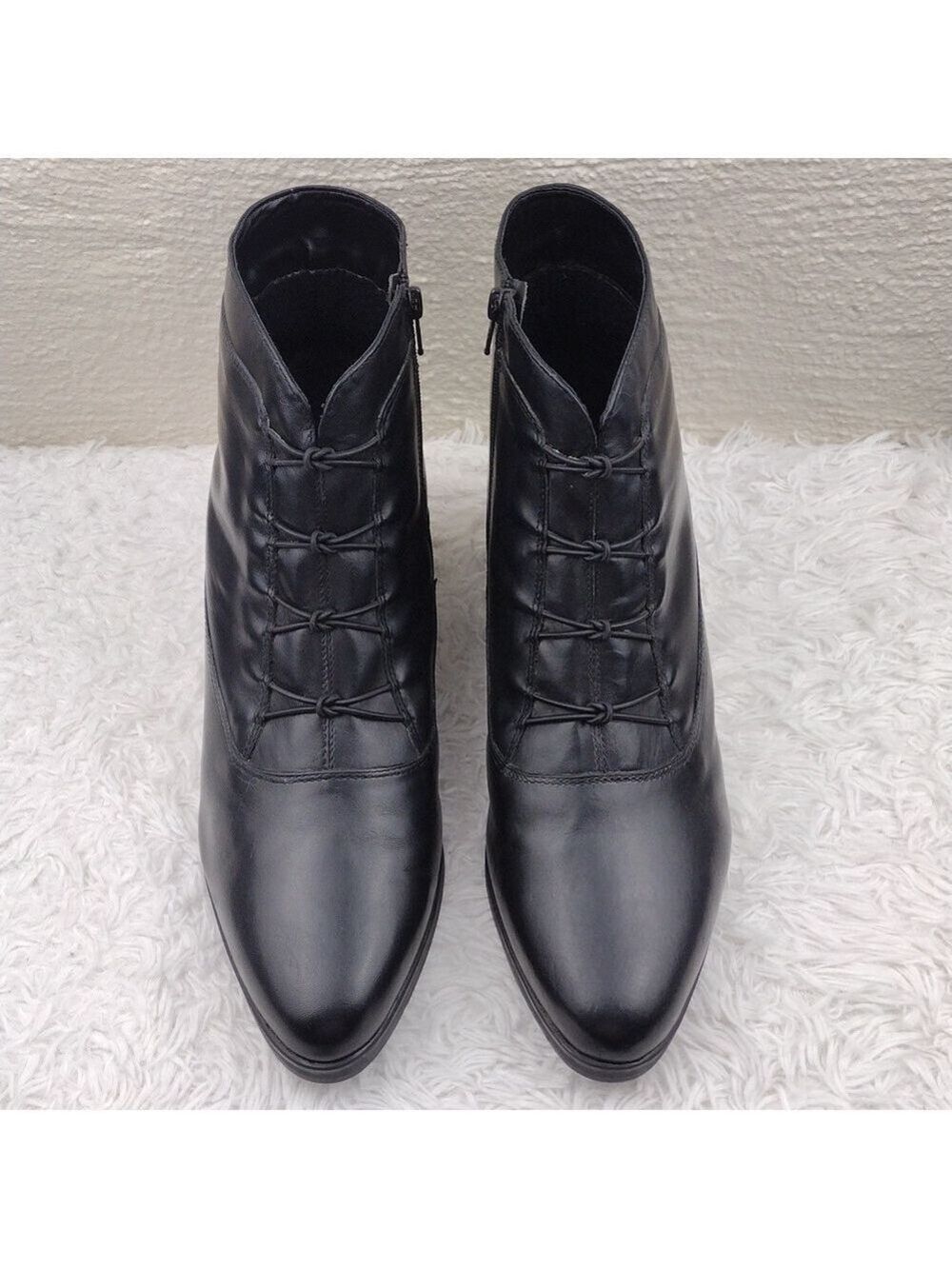 Karen Scott Betty Black Leather Upper Point Toe Side ZipBlocked Heel Ankle Boot - Picture 3 of 16